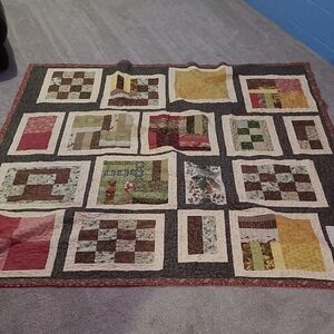 Elegant Patchwork Quilt with Gray and Brown Accents